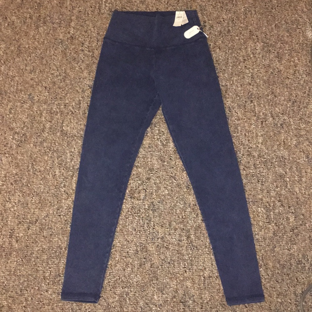 NWT Aerie Navy Blue “Chill Play Move” Leggings